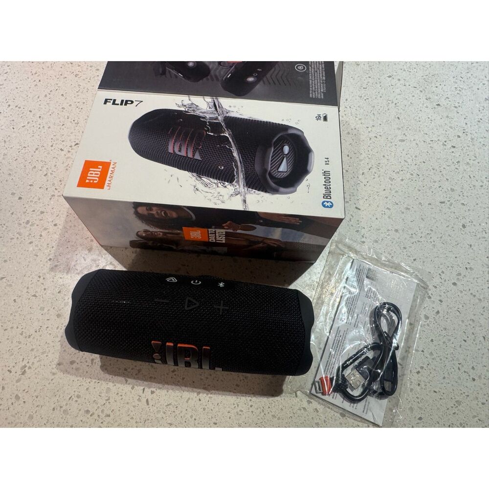 JBL FLIP 7 Portable Bluetooth Speaker Black NEW - Picture 2 of 3